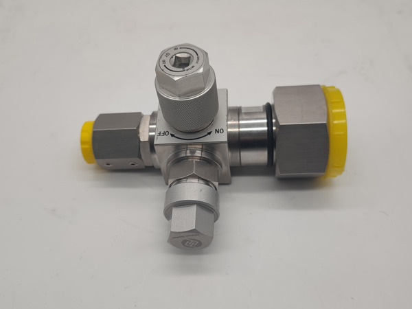 SF6密度继电器三通阀